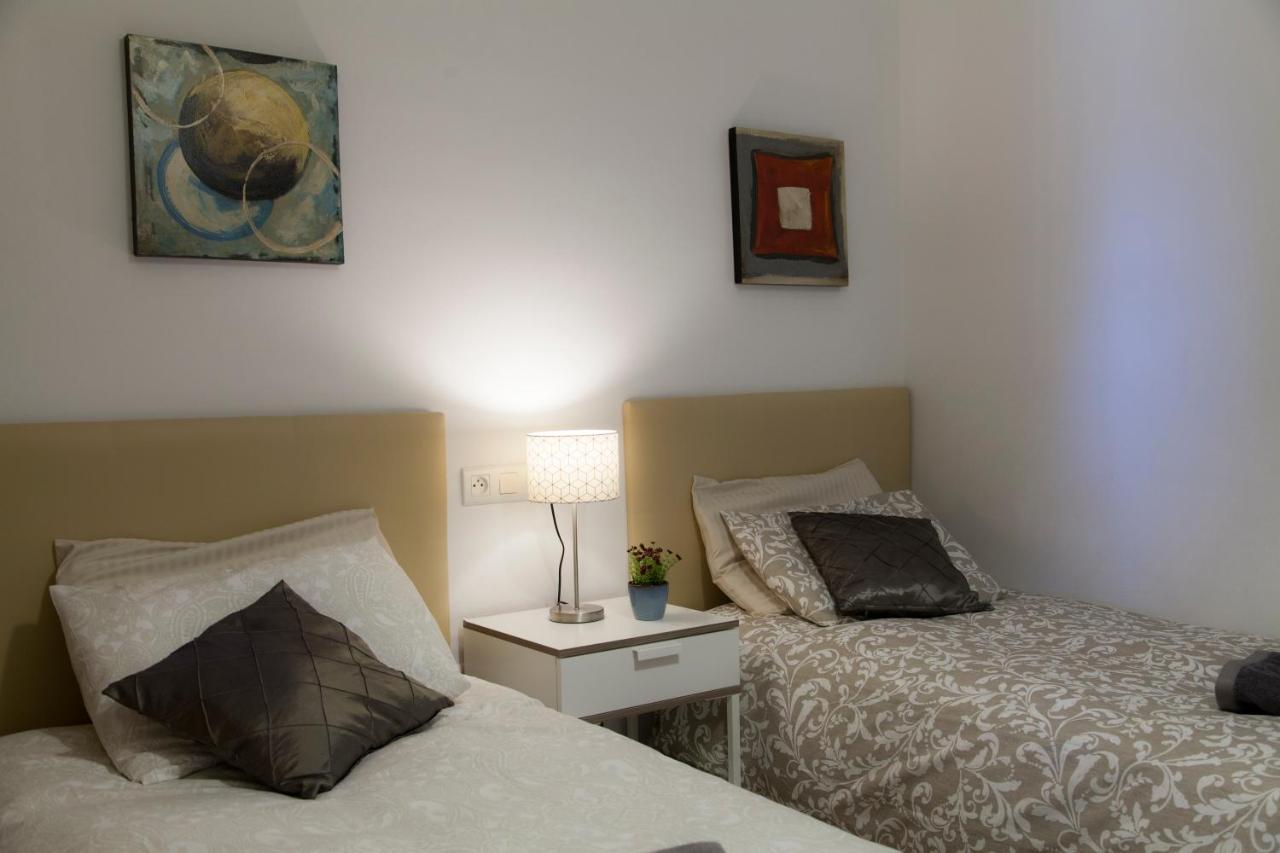 Butiplaya Apartament ลากาลาเดมิฮาส ภายนอก รูปภาพ
